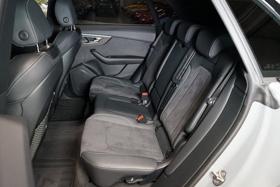 Audi Q8 55 TFSI quattro