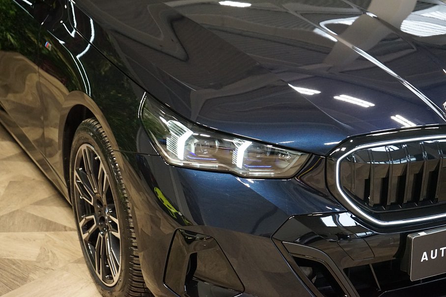 BMW Řada 5 540d xDrive Touring