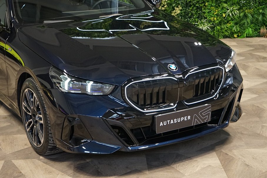 BMW Řada 5 540d xDrive Touring