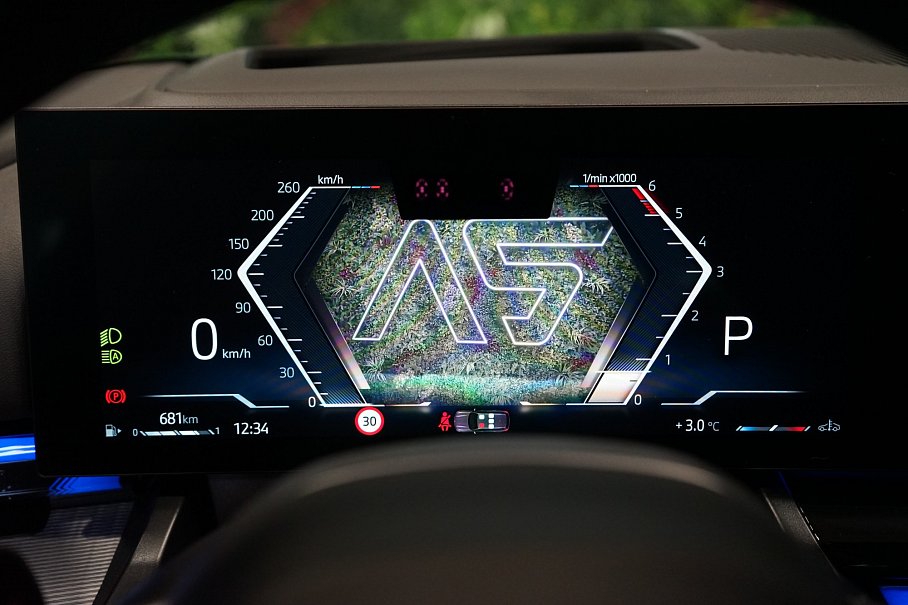 BMW Řada 5 540d xDrive Touring