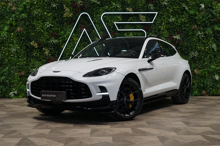Aston Martin DBX 707
