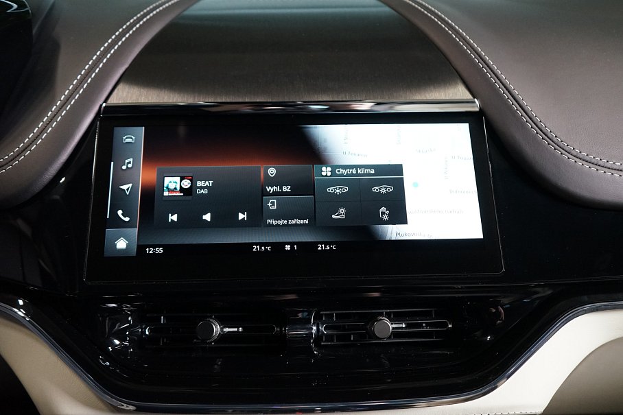 Aston Martin DBX 707