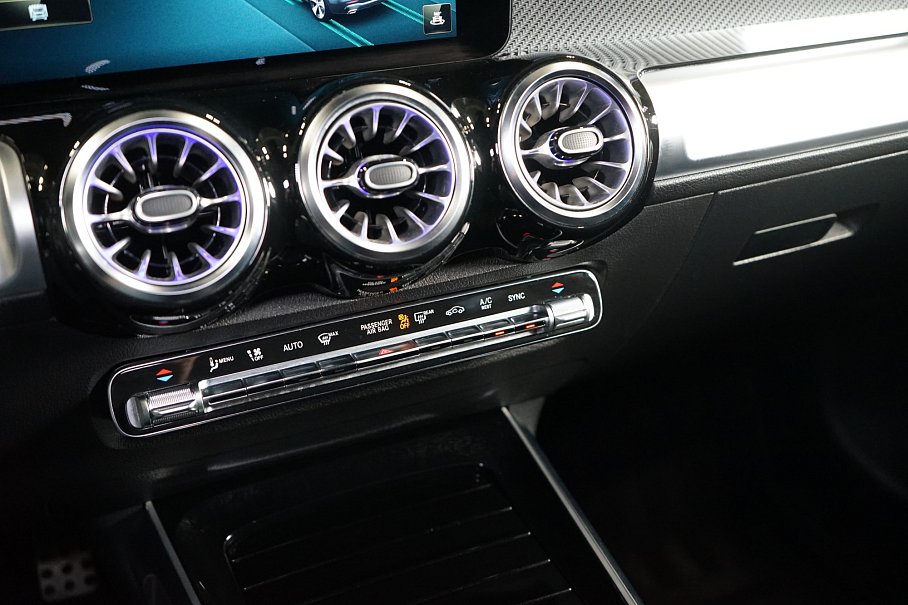 Mercedes-Benz GLB 200d 4Matic