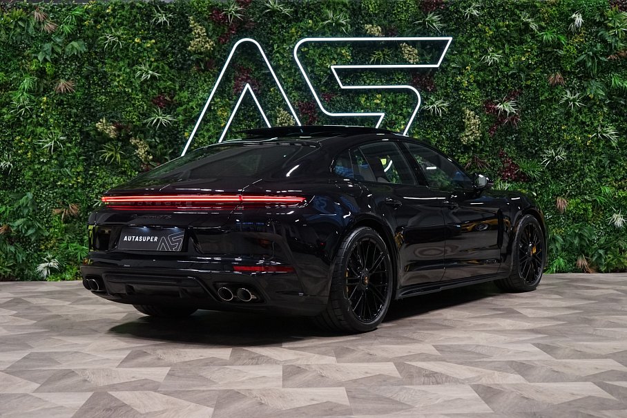 Porsche Panamera GTS