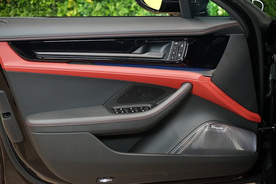 Porsche Panamera GTS