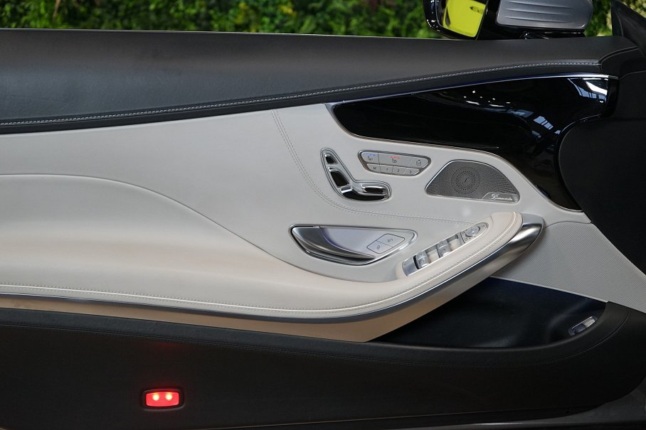 Mercedes-Benz Třída S 500 4Matic Coupé