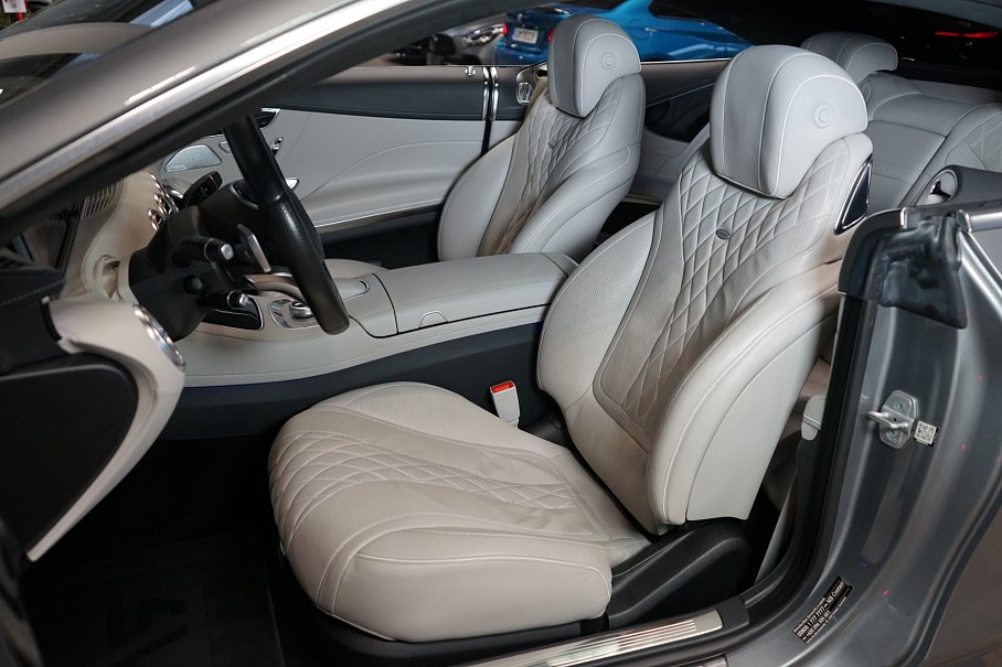 Mercedes-Benz Třída S 500 4Matic Coupé