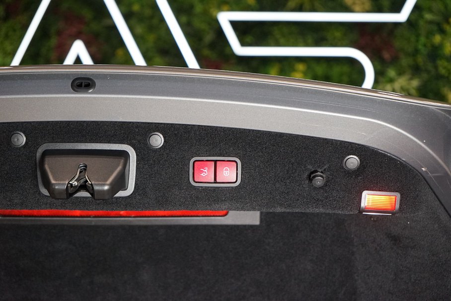 Mercedes-Benz Třída S 500 4Matic Coupé