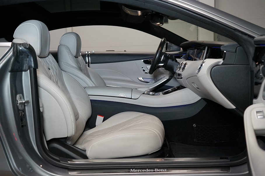 Mercedes-Benz Třída S 500 4Matic Coupé