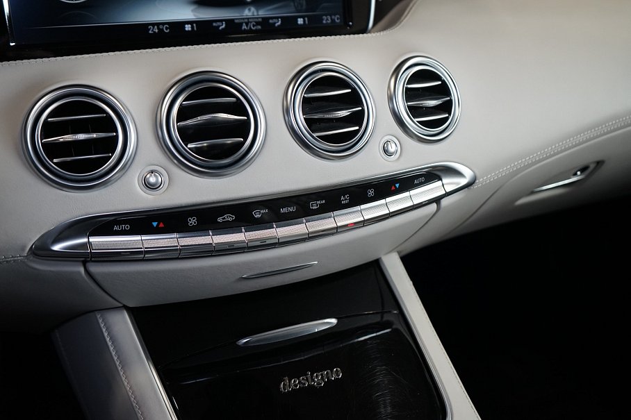 Mercedes-Benz Třída S 500 4Matic Coupé