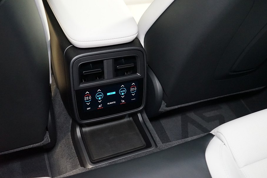 Porsche Taycan GTS Sport Turismo