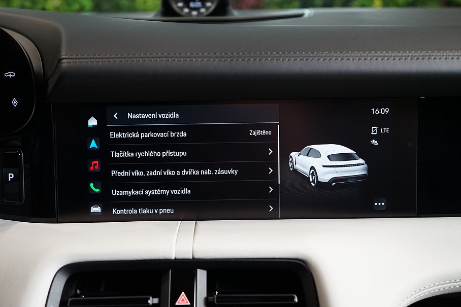 Porsche Taycan GTS Sport Turismo