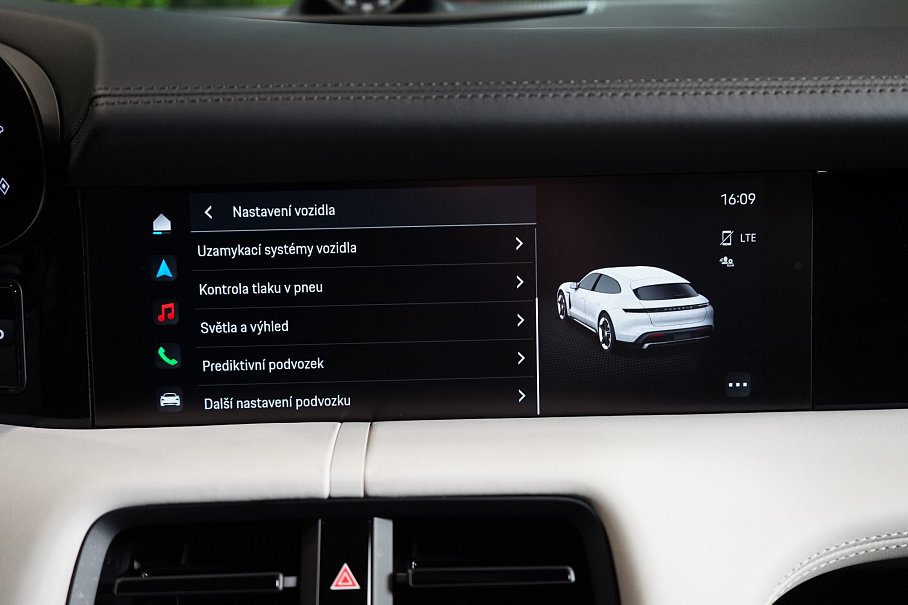 Porsche Taycan GTS Sport Turismo