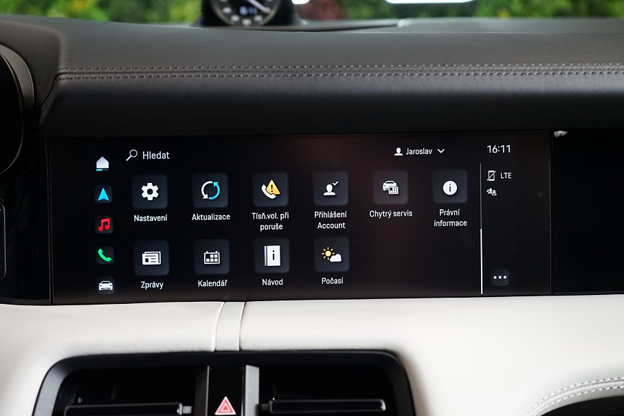 Porsche Taycan GTS Sport Turismo