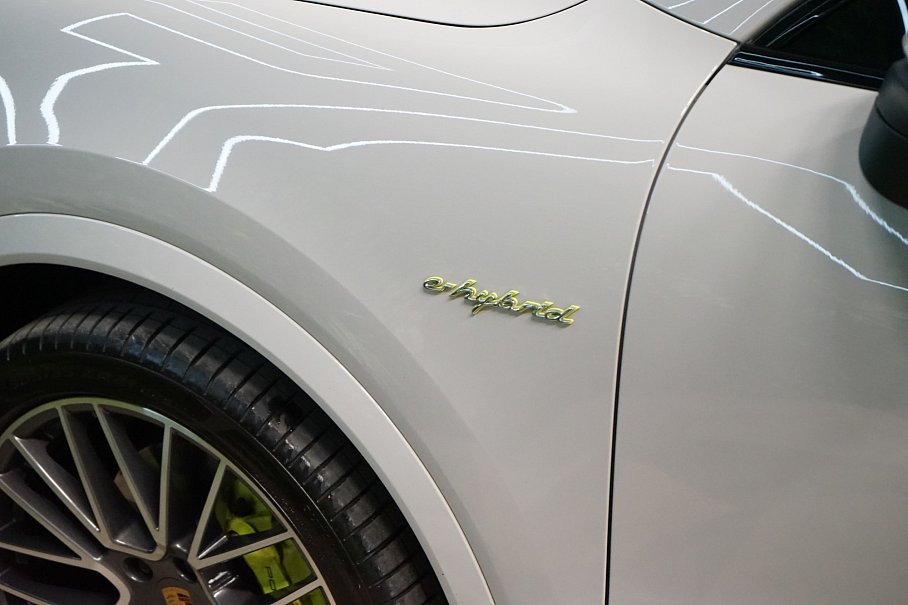 Porsche Cayenne Coupe E-Hybrid