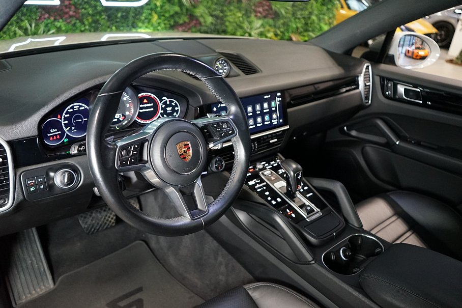 Porsche Cayenne Coupe E-Hybrid