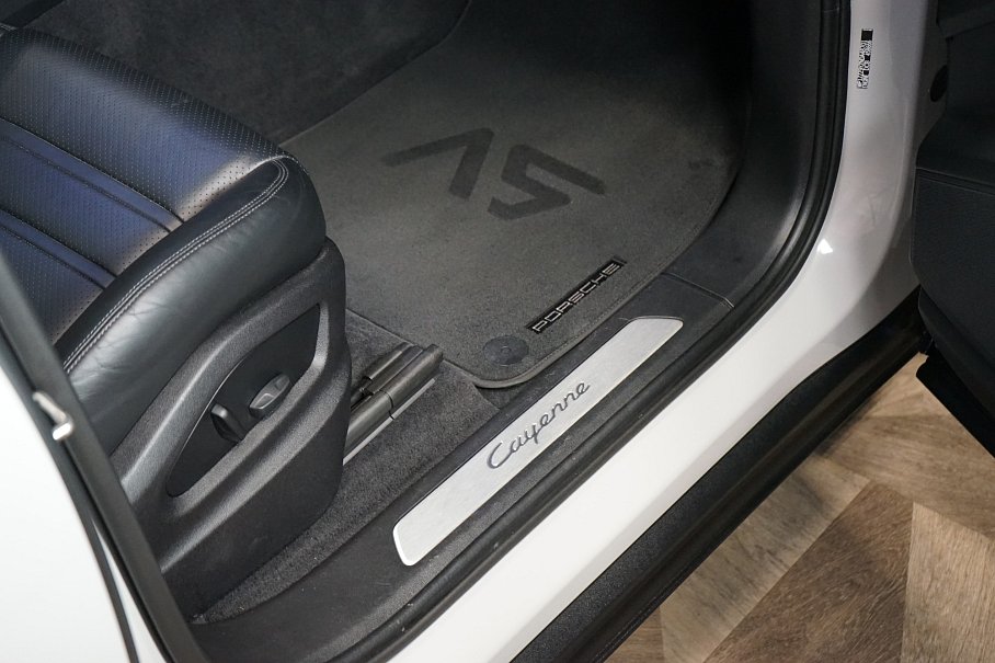 Porsche Cayenne Coupe E-Hybrid