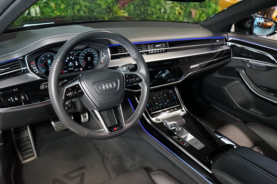 Audi A8 50 TDI quattro