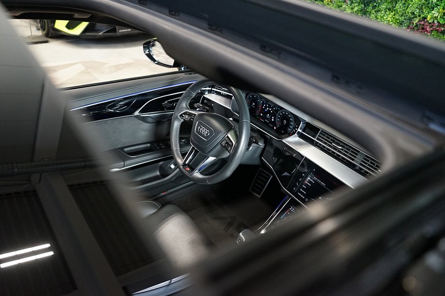 Audi A8 50 TDI quattro