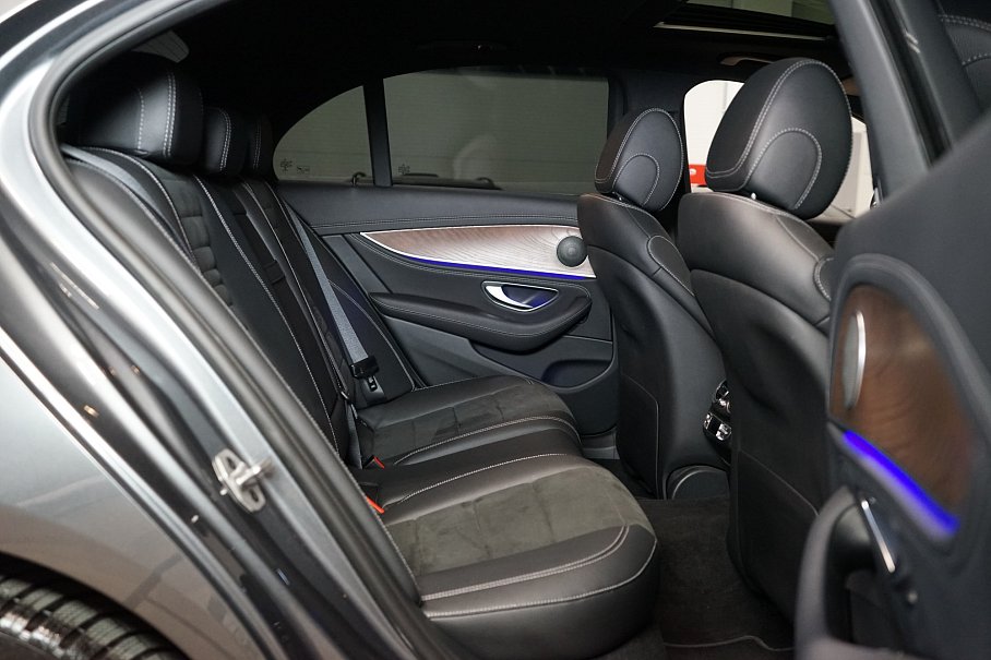 Mercedes-Benz Třída E 400d 4Matic