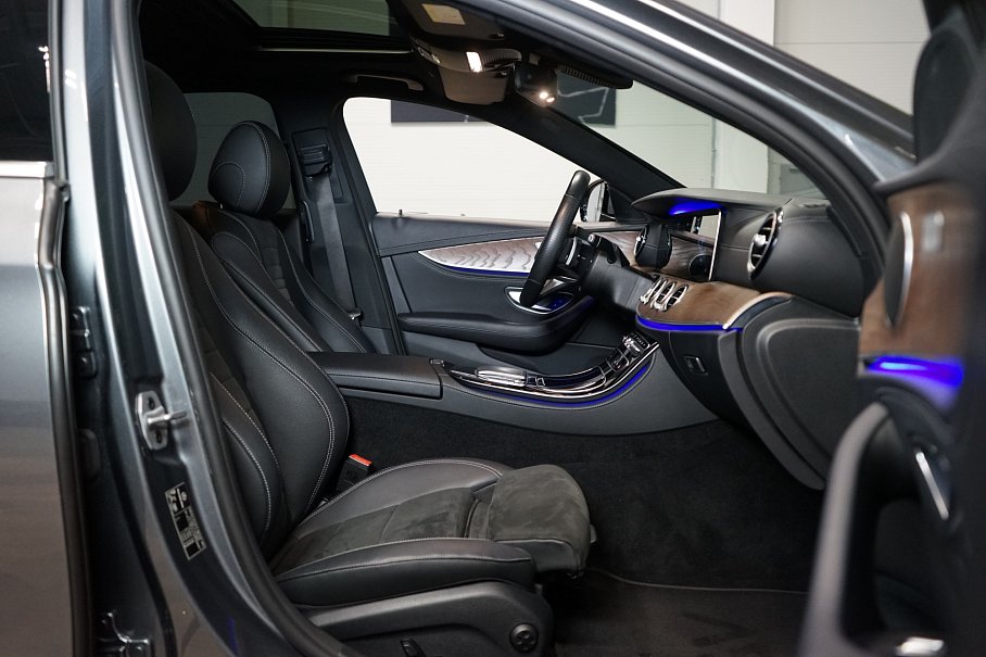 Mercedes-Benz Třída E 400d 4Matic