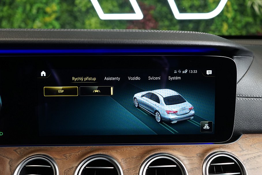 Mercedes-Benz Třída E 400d 4Matic