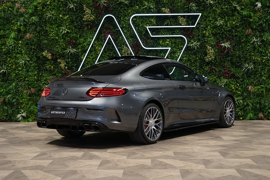Mercedes-Benz Třída C 63s AMG