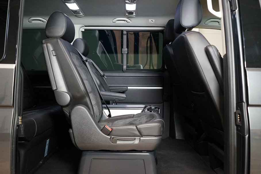 Volkswagen Multivan 2.0 TDI Highline