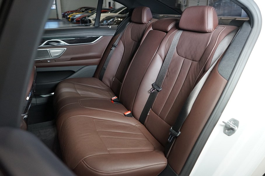 BMW Řada 7 40d xDrive