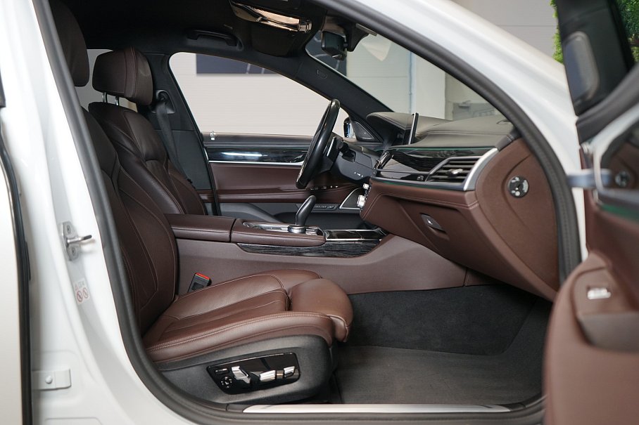 BMW Řada 7 40d xDrive