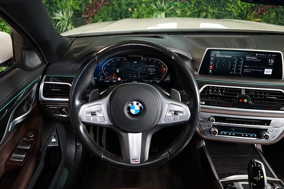 BMW Řada 7 40d xDrive