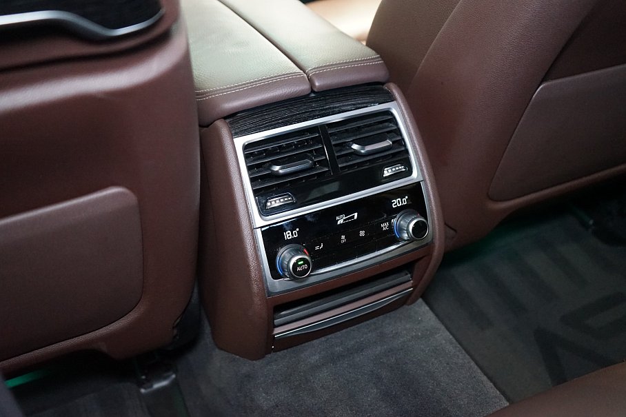 BMW Řada 7 40d xDrive