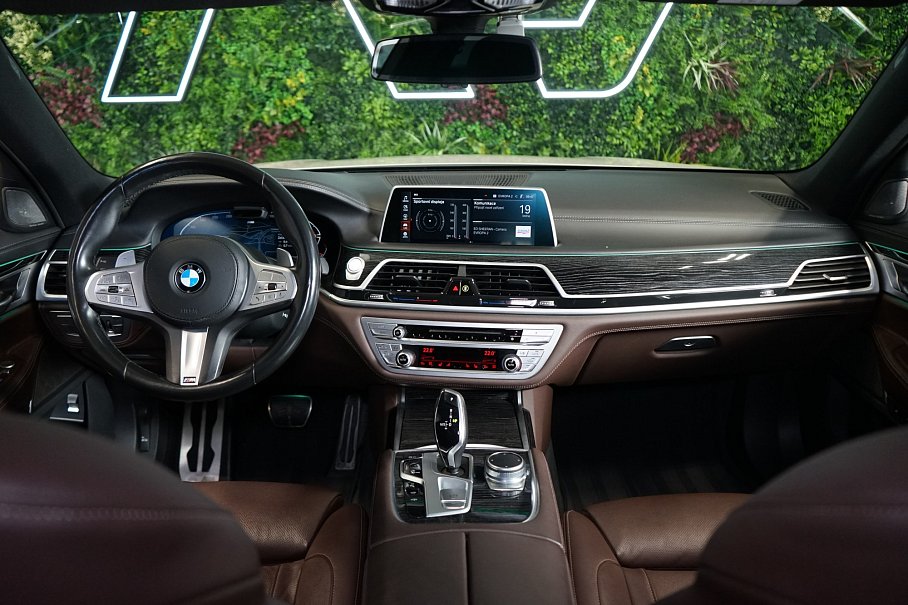BMW Řada 7 40d xDrive