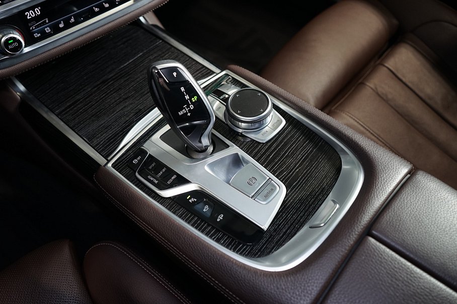 BMW Řada 7 40d xDrive