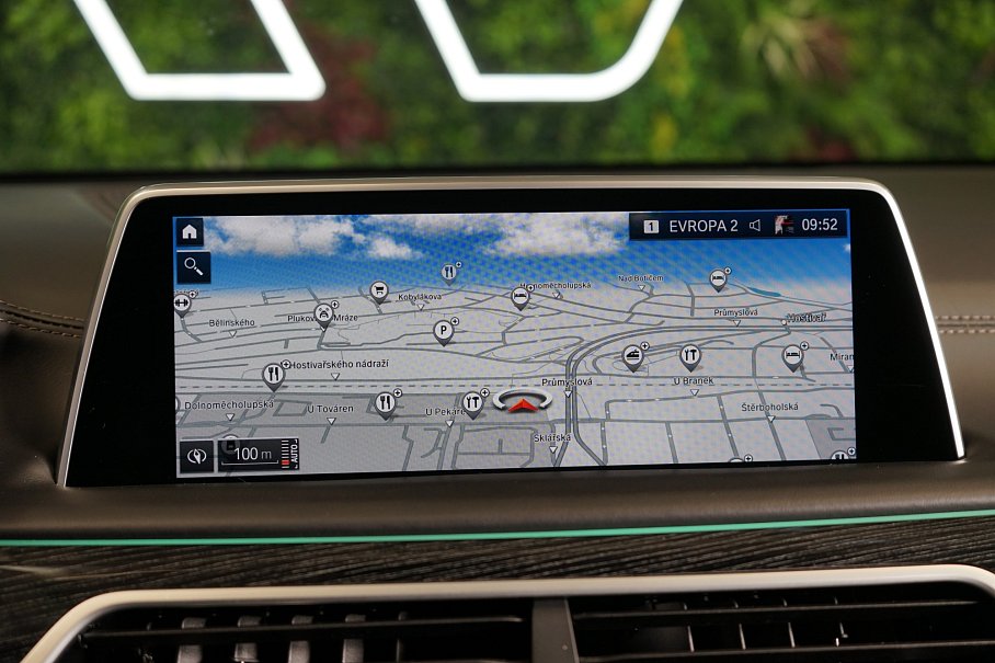 BMW Řada 7 40d xDrive