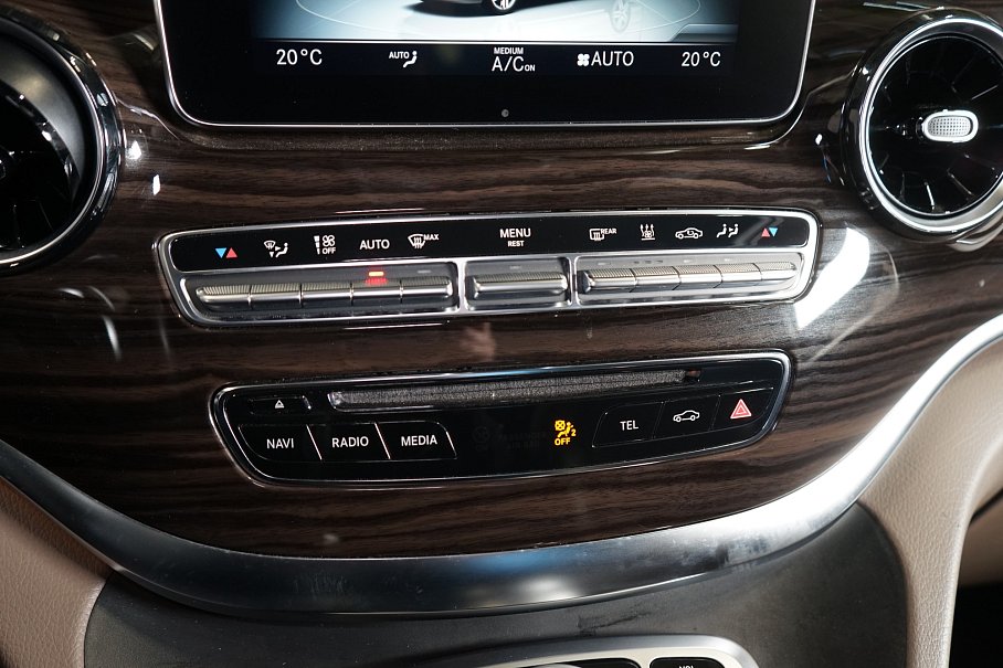 Mercedes-Benz Třída V 300d 4Matic Long