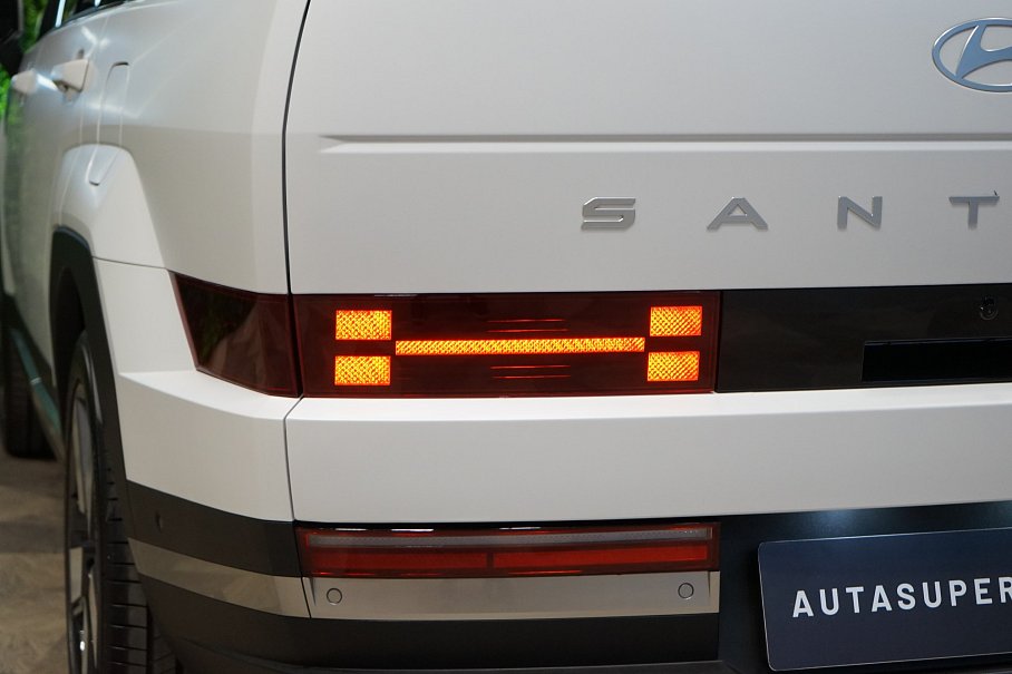 Hyundai Santa Fe 1.6 TGDI HEV