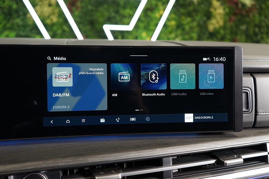 Hyundai Santa Fe 1.6 TGDI HEV