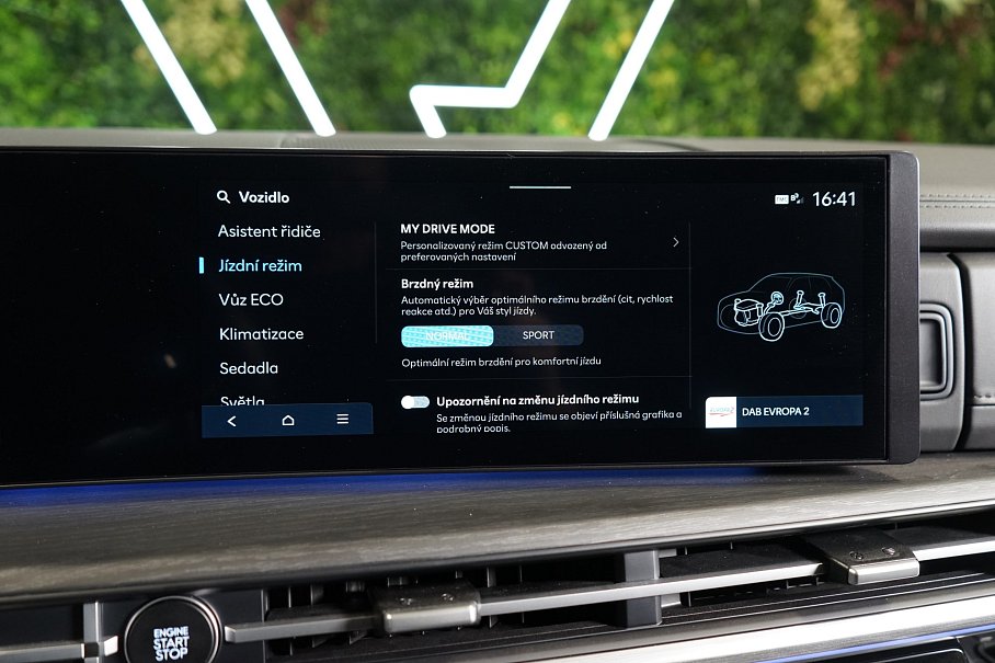 Hyundai Santa Fe 1.6 TGDI HEV