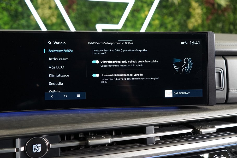 Hyundai Santa Fe 1.6 TGDI HEV