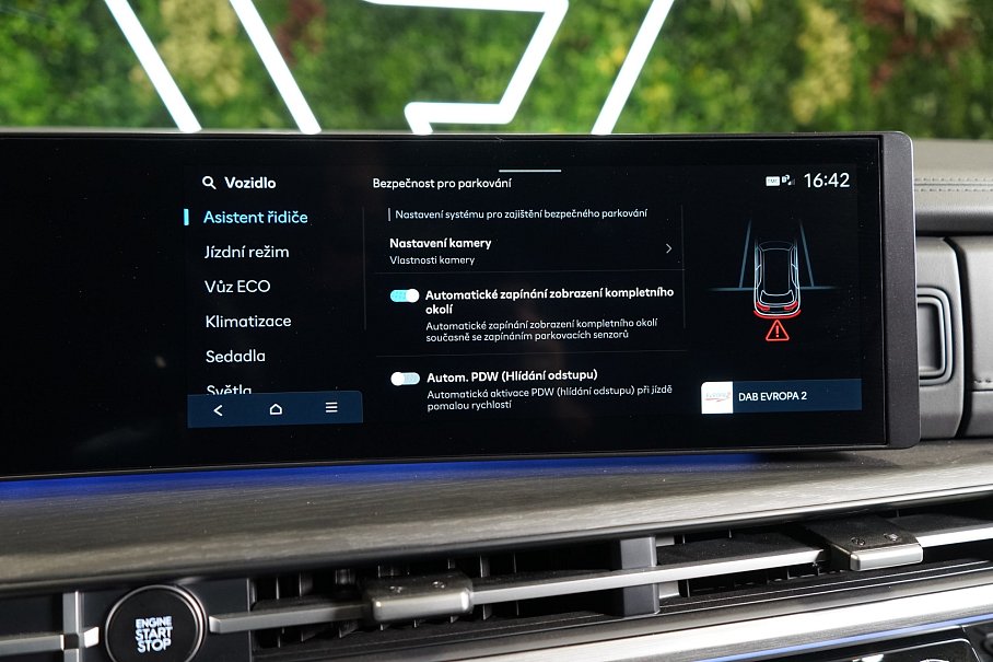 Hyundai Santa Fe 1.6 TGDI HEV