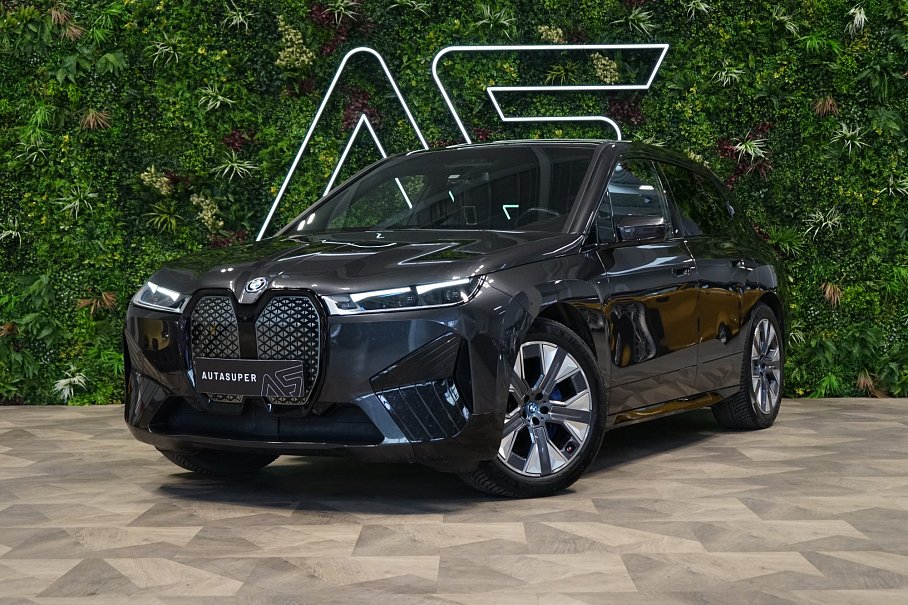 BMW IX xDrive 50