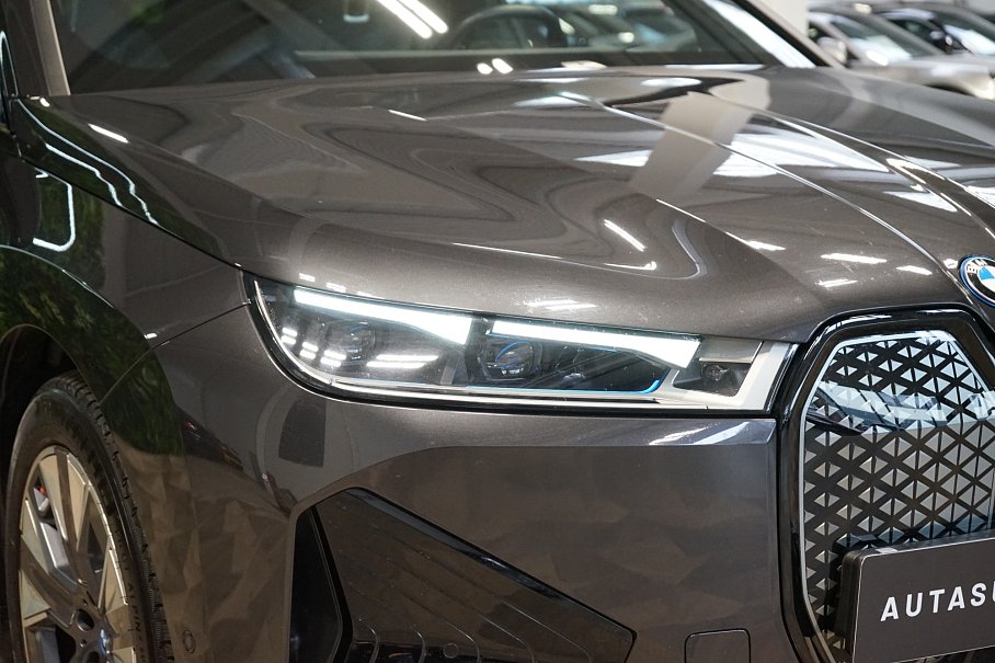 BMW IX xDrive 50