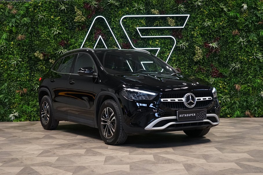 Mercedes-Benz GLA 180