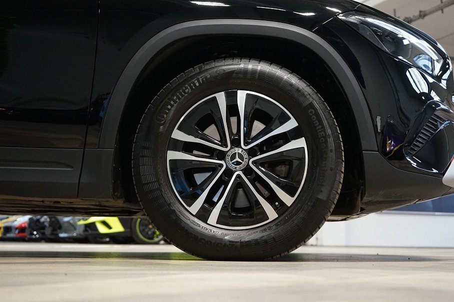 Mercedes-Benz GLA 200d