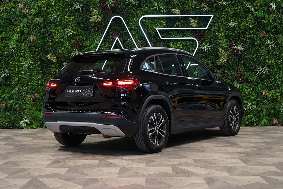 Mercedes-Benz GLA 200d