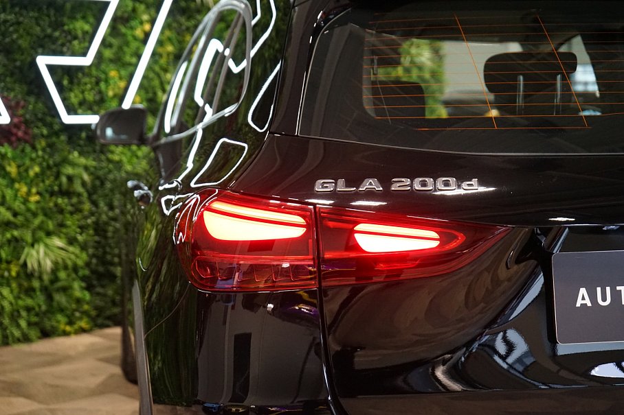 Mercedes-Benz GLA 200d