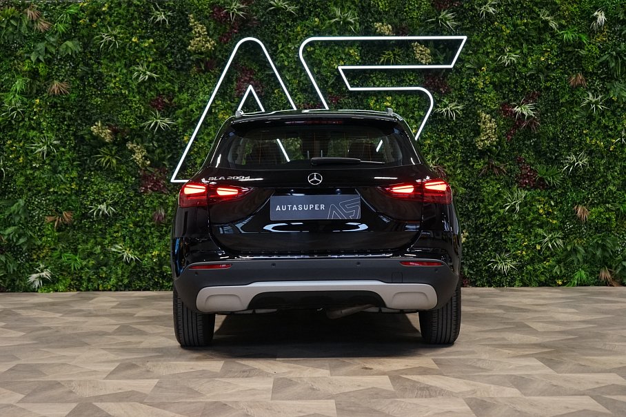 Mercedes-Benz GLA 200d