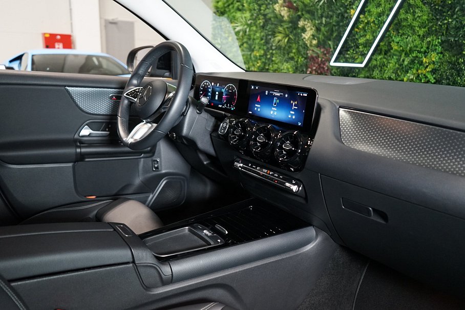 Mercedes-Benz GLA 200d