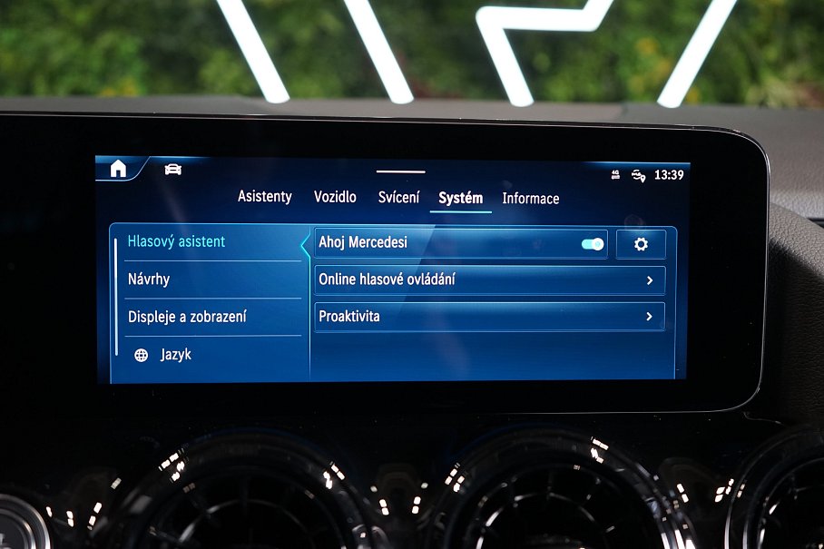 Mercedes-Benz GLA 200d